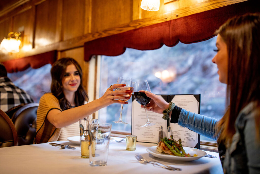 RRRR-FirstClass Dinner Deluxe