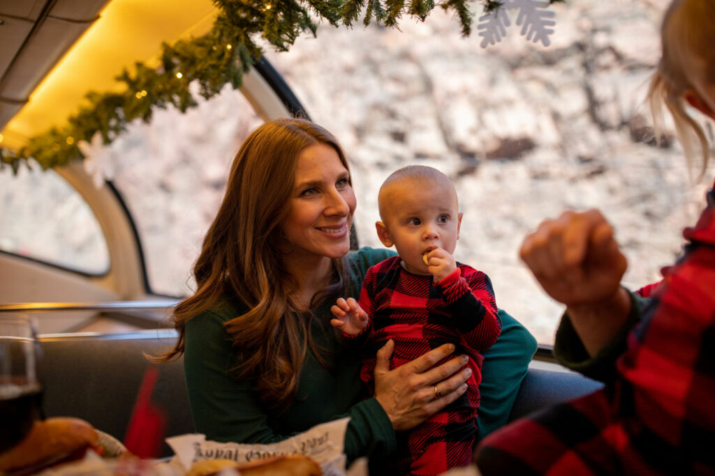 RRRR-SantaExpressTrain-14