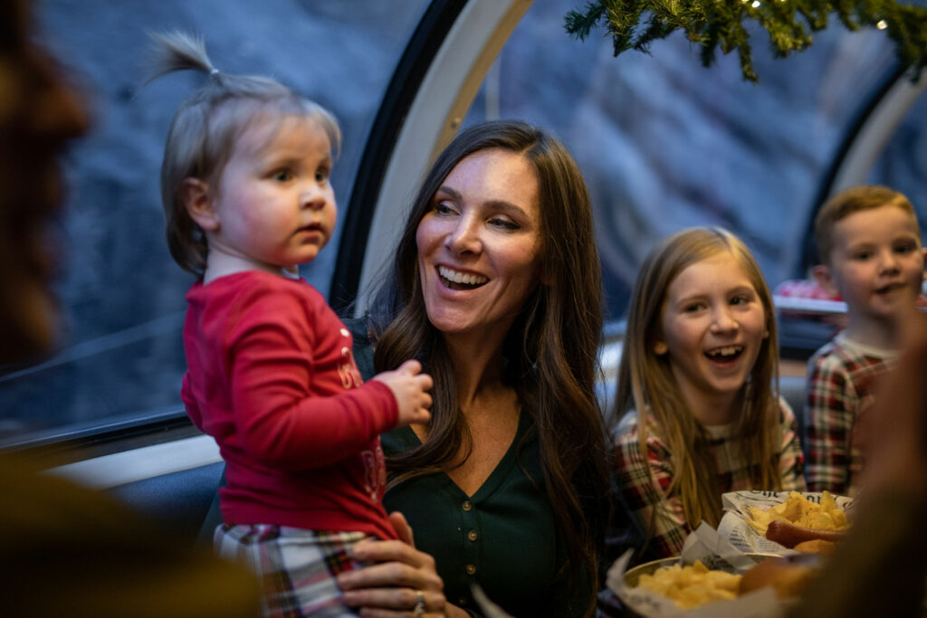 RRRR-SantaExpressTrain-16