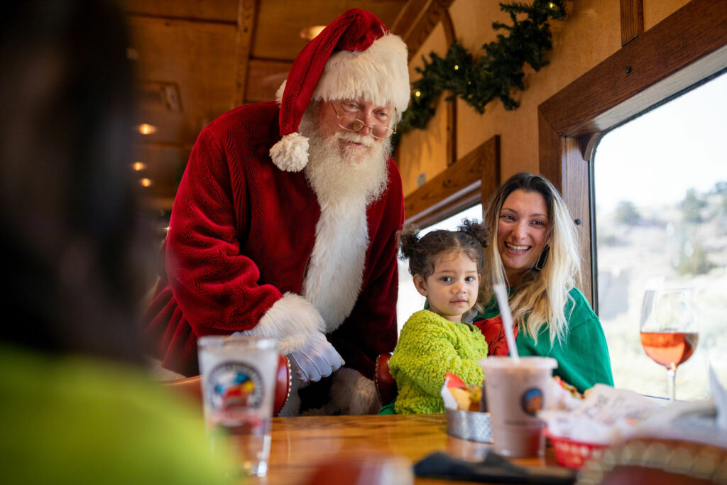 RRRR-SantaExpressTrain-32