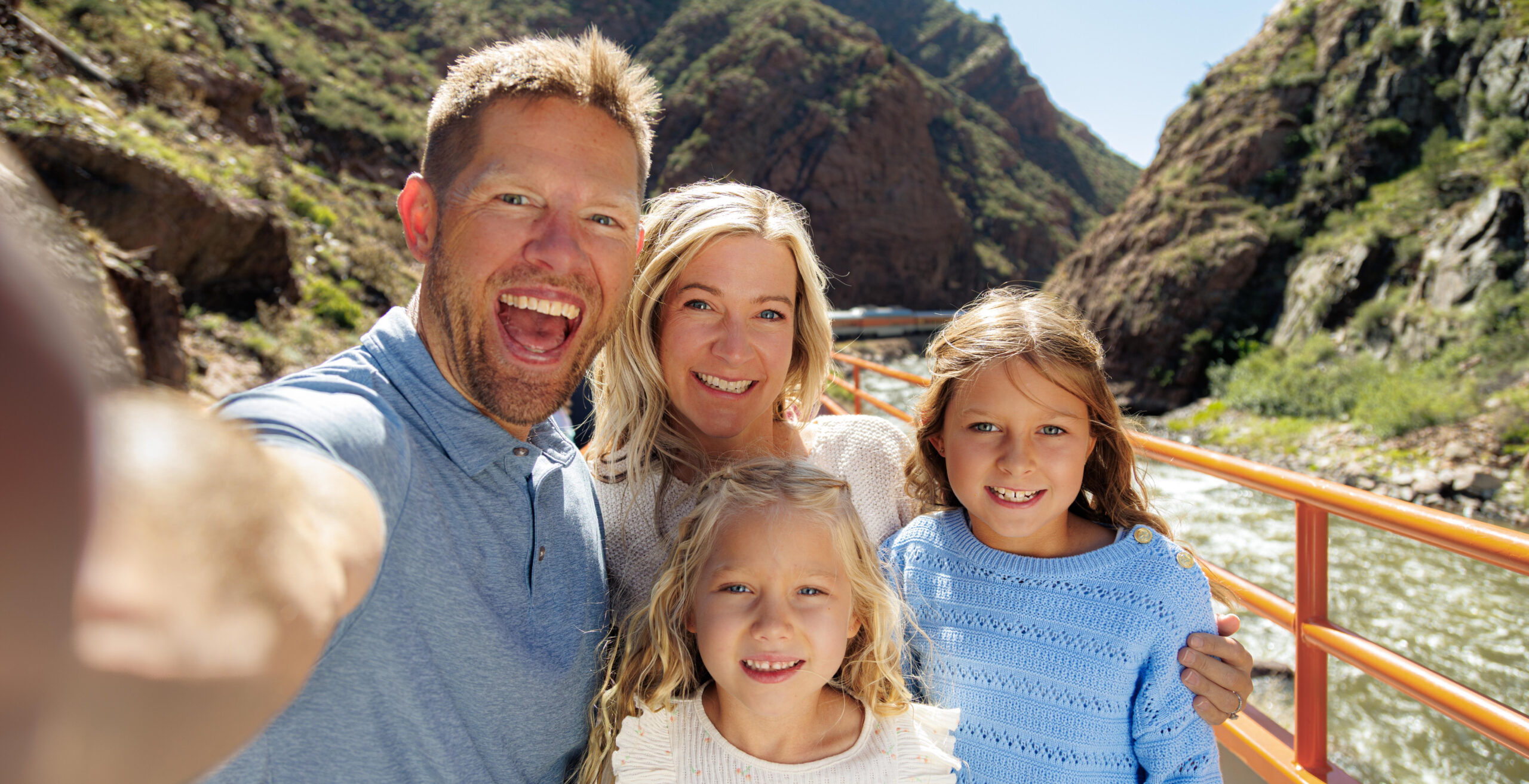 Family on openair car HR copy